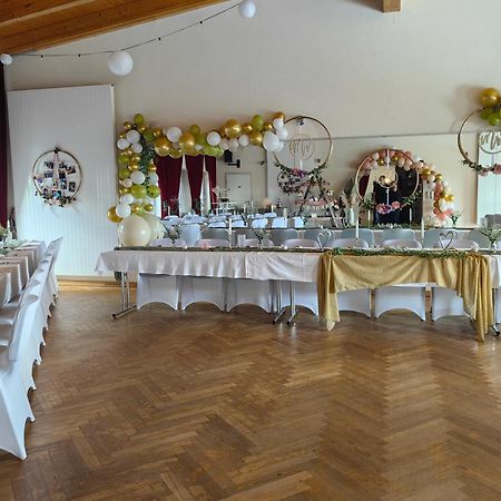 Landhotel Kreien Bagian luar foto