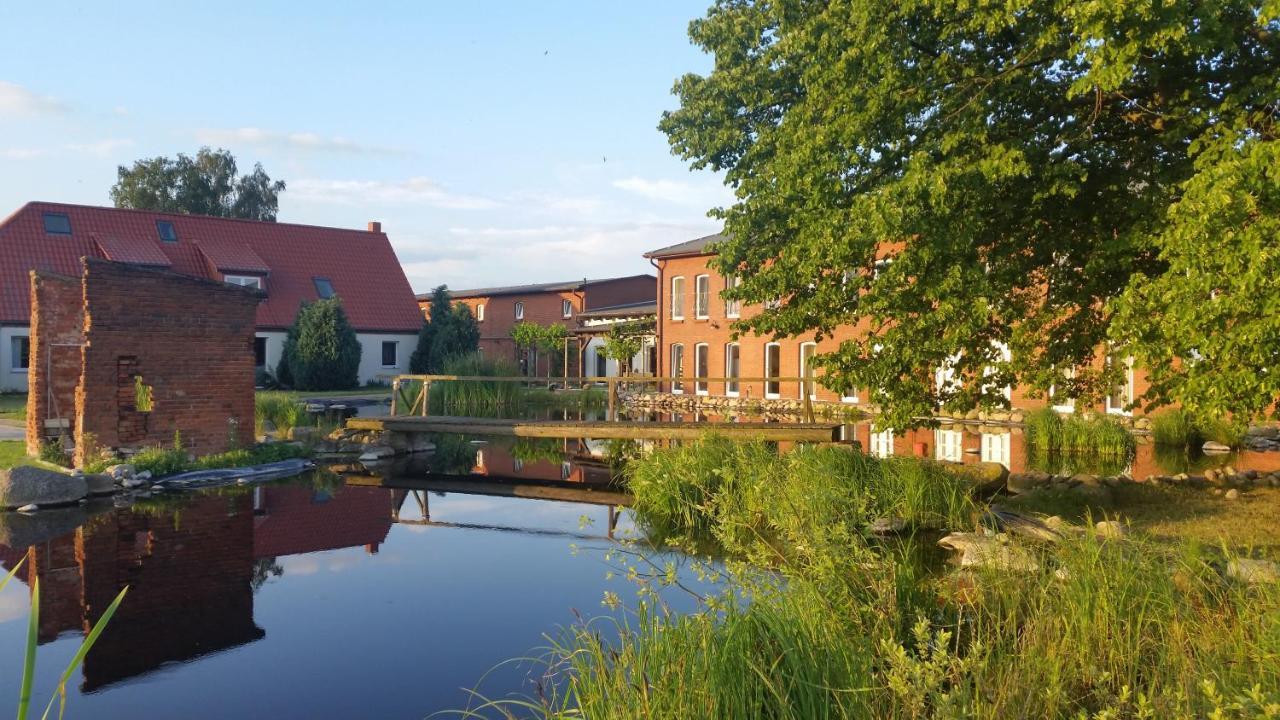 Landhotel Kreien Bagian luar foto